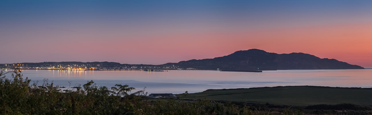 Holyhead Mountain lights on pano